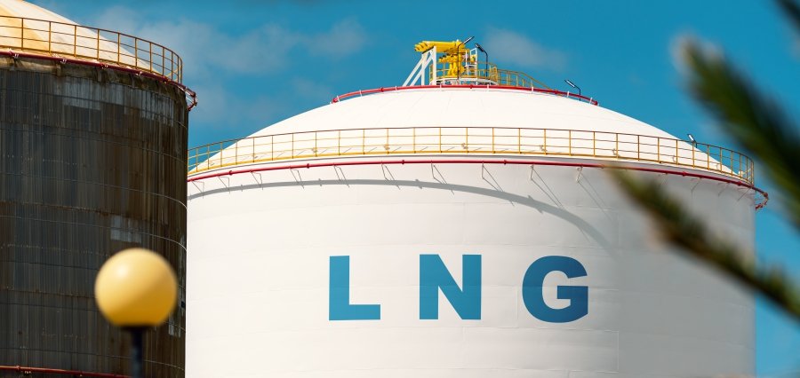 China Resumes Spot LNG Buying as Prices Hit Three Year Low