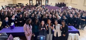 Read more about the article Women in Business Group Inspires Future Leaders at Student Symposium